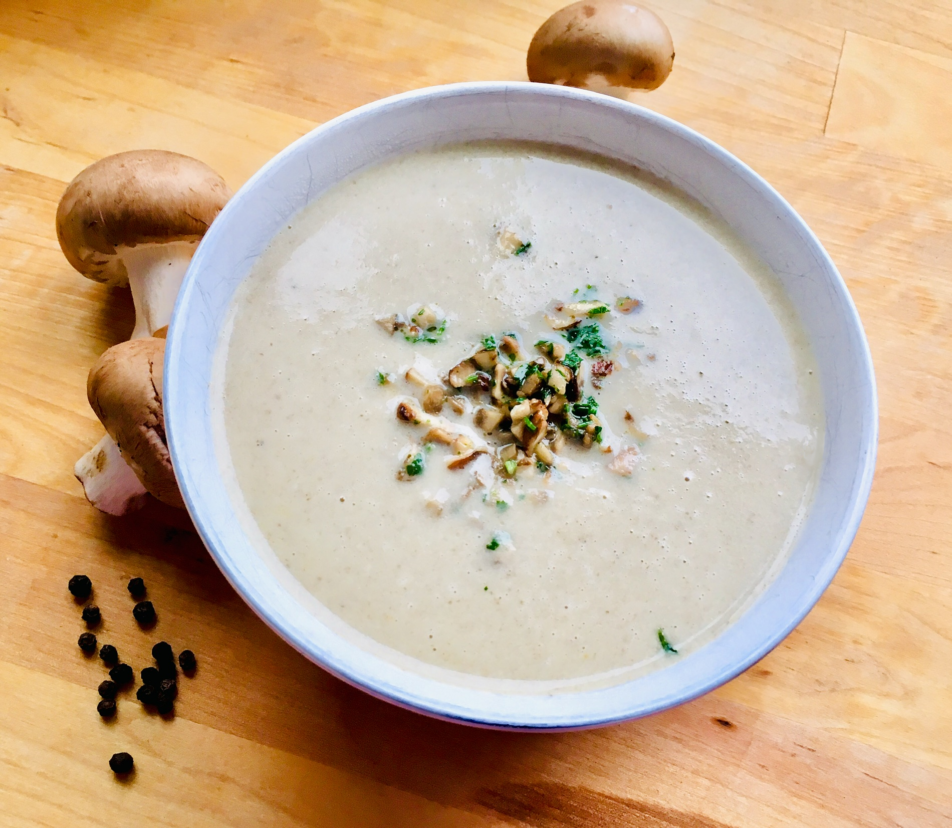 Rezept für Champignioncremesuppe - mild und fein - Erdbeerschokola.de