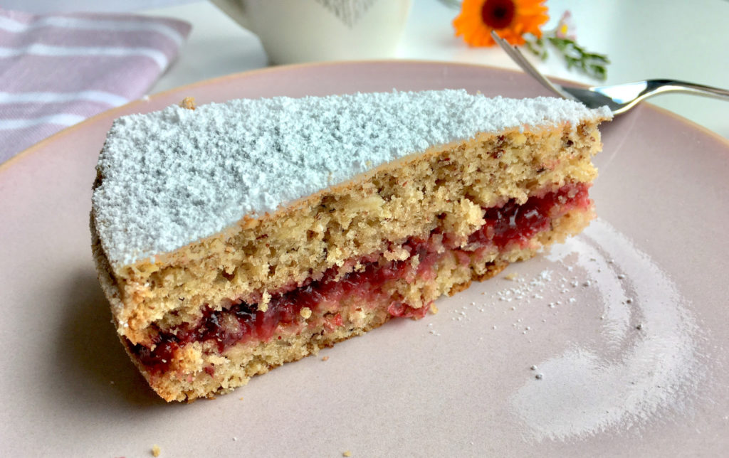 Buchweizentorte - die saftige Torte aus Südtirol - Erdbeerschokola.de