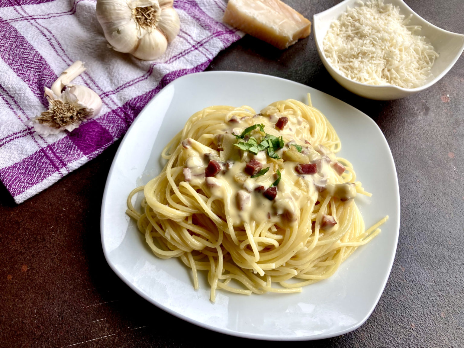 Spaghetti Carbonara - Erdbeerschokola.de Spaghetti Carbonara - Erdbeerschokola.de